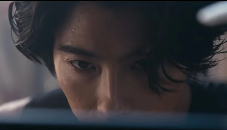 Момент из 1 серии 3 сезона